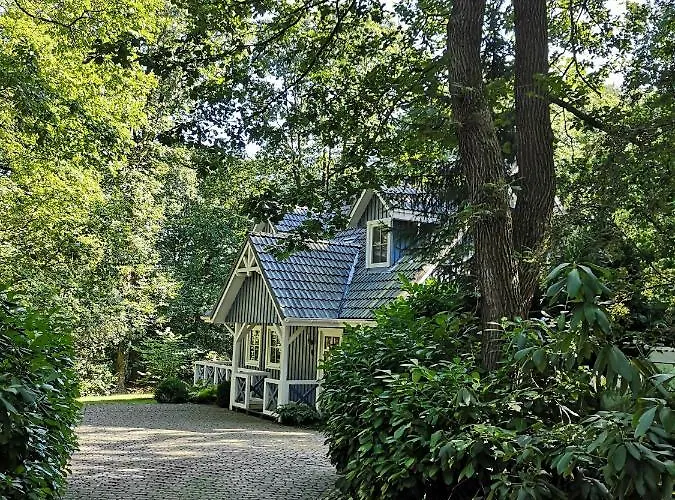 Blaue Haus Дом отдыха Hollnseth